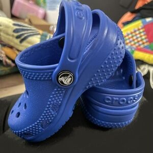 CROCS Kids Vibrant Blue Sandals *Price Is Firm*